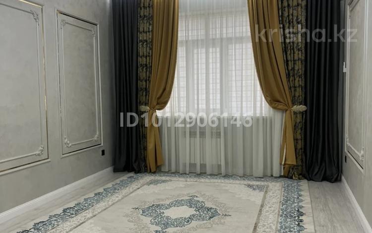 3-бөлмелі пәтер · 101 м² · 2/7 қабат, 19-й мкр 33, бағасы: 45 млн ₸ в Актау — фото 2