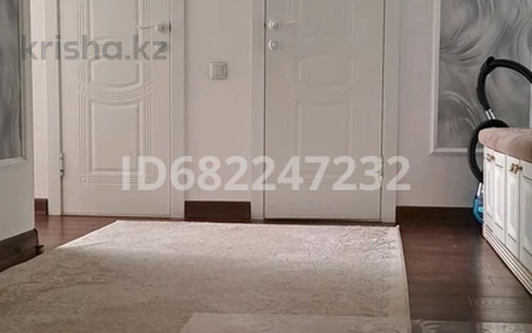 2-комнатная квартира · 70 м² · 6/12 этаж, Тауелсиздик за 38 млн ₸ в Астане, Алматы р-н — фото 2