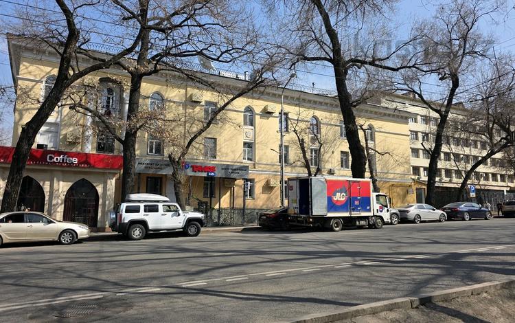 2-бөлмелі пәтер · 61 м² · 3/3 қабат, Наурызбай Батыра 94, бағасы: 65 млн ₸ в Алматы, Алмалинский р-н — фото 2
