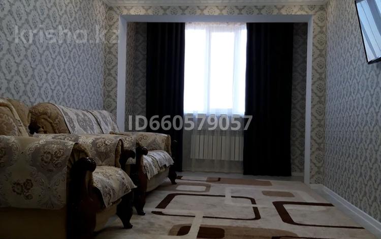 1-комнатная квартира · 50 м² · 8/10 этаж, мкр Аксай-4 119 за 250 000 ₸ в Алматы, Ауэзовский р-н — фото 2