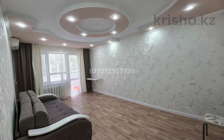 2-бөлмелі пәтер · 44.6 м² · 2/5 қабат, Пр. Абая 104, бағасы: 160 000 〒 в Уральске — фото 2