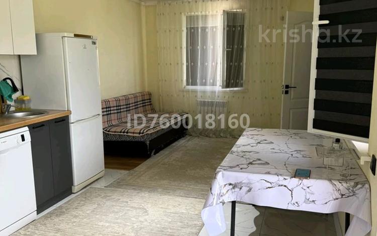 Отдельный дом · 2 комнаты · 24 м², Учетный квартал 627 — Напротив авторынка Барыс. сзади газпромнефть за 100 000 〒 в Айтей — фото 8