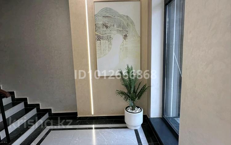2-комнатная квартира · 61 м² · 3/10 этаж, 40-й мкр 2 за 28.8 млн ₸ в Актау — фото 2
