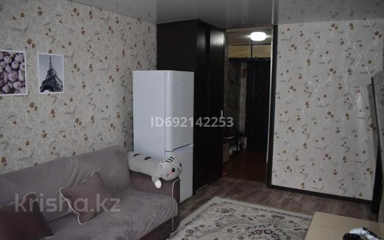 2-комнатная квартира, 45 м², 3/5 этаж, 2 17 за 8 млн 〒 в Лисаковске — фото 2
