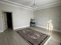 4-бөлмелі пәтер · 207 м² · 3/6 қабат, Гани Иляева 4в 4в — Пересечение улиц Мира и Иляева,сзади городской прокоротуры, за гостиницей Южный, возле магазина «Дефиле», бағасы: 450 000 〒 в Шымкенте, Туран р-н — фото 36