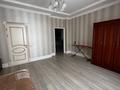 4-бөлмелі пәтер · 207 м² · 3/6 қабат, Гани Иляева 4в 4в — Пересечение улиц Мира и Иляева,сзади городской прокоротуры, за гостиницей Южный, возле магазина «Дефиле», бағасы: 450 000 〒 в Шымкенте, Туран р-н — фото 32