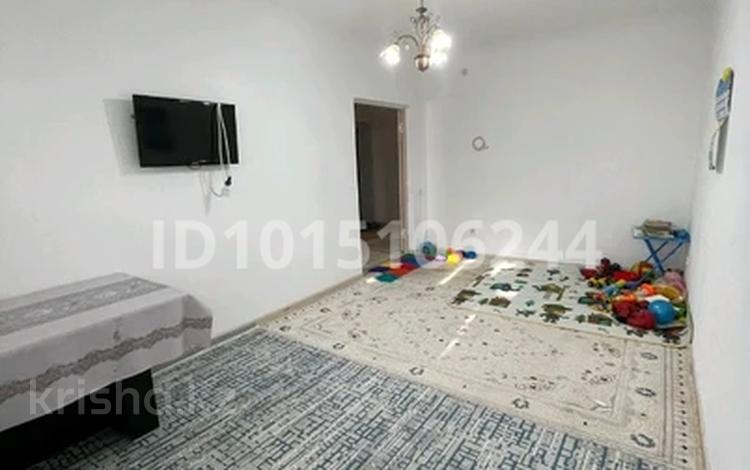 2-бөлмелі пәтер · 65 м² · 3 қабат, Левый берег 10/15, бағасы: 17 млн ₸ в  — фото 2