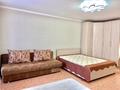 1-комнатная квартира, 40 м², 3/5 этаж посуточно, Абдирова за 10 000 〒 в Караганде — фото 3