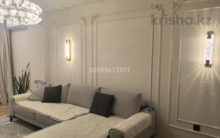 3-комнатная квартира · 95 м² · 4/13 этаж, Есенова 160/3 за 80 млн ₸ в Алматы, Жетысуский р-н — фото 2