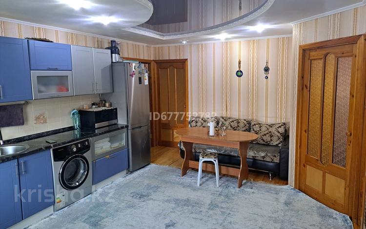 3-бөлмелі пәтер · 69 м² · 4/5 қабат, 4-й мкр 28, бағасы: 13.5 млн ₸ в Актау — фото 2