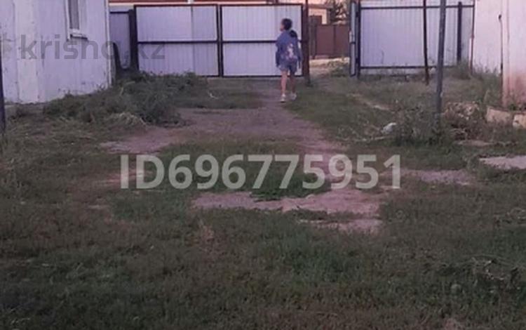 Отдельный дом · 3 комнаты · 90 м² · 6 сот., Солтустук 19 — Возле магазина халык маркет за 11 млн ₸ в Аксае — фото 2