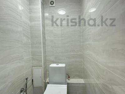2-бөлмелі пәтер · 70 м² · 2/9 қабат, мкр. Алтын орда 18а, бағасы: 27 млн ₸ в Актобе