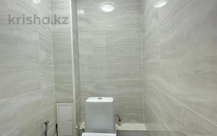 2-бөлмелі пәтер · 70 м² · 2/9 қабат, мкр. Алтын орда 18а, бағасы: 27 млн ₸ в Актобе — фото 2