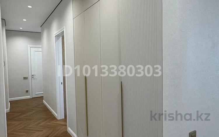 3-комнатная квартира · 65.8 м² · 9/9 этаж, Молдагалиева 7 за 43.2 млн ₸ в Астане, Нура р-н — фото 2