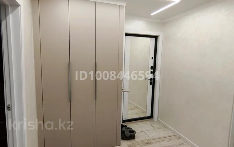 3-комнатная квартира · 62 м² · 2/5 этаж, Чкалова 2 за 26.6 млн 〒 в Костанае — фото 2