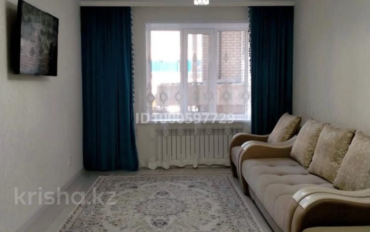 3-бөлмелі пәтер · 90 м² · 1/5 қабат, мкр Юго-Восток, Муканова 43б, бағасы: 50 млн ₸ в Караганде, Казыбек би р-н — фото 2