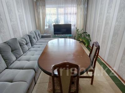 3-комнатная квартира, 61 м², 1/5 этаж, Мкр. 4 25 за 8.5 млн 〒 в Степногорске