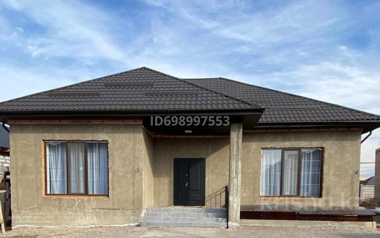 Отдельный дом · 5 комнат · 150 м² · 4 сот., Тәуелсиздик 317 за 60 млн 〒 в Абае — фото 2