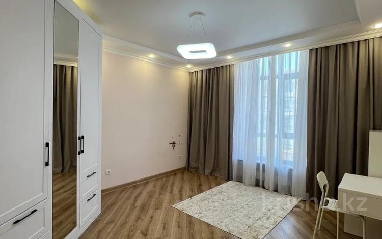 3-бөлмелі пәтер · 133 м² · 2/4 қабат, Жалена Тулепова 9Г, бағасы: 63 млн ₸ в Атырау — фото 2