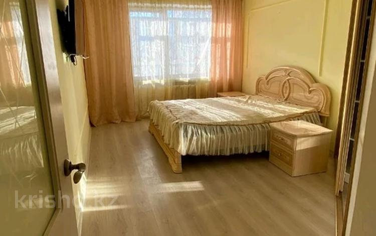 3-бөлмелі пәтер · 77 м² · 3/5 қабат, абылайхана 13, бағасы: 20.5 млн ₸ в Кокшетау — фото 2