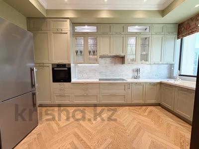 4-комнатная квартира · 150 м², Кабанбай Батыра 13 за 165 млн ₸ в Астане, Нура р-н