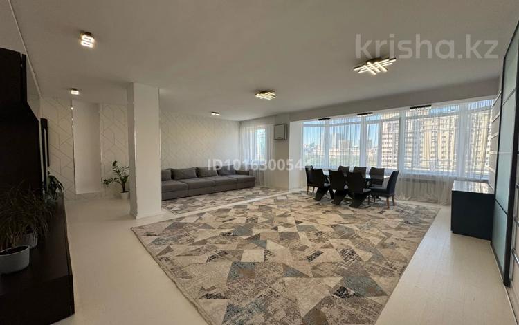 4-комнатная квартира · 215 м² · 6/12 этаж, Достык 13 за 1.5 млн ₸ в Астане, Есильский р-н — фото 2