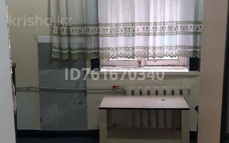 1-бөлмелі пәтер · 16 м² · 1/2 қабат, 1 май 27 — 1 май коше Абай коще, бағасы: 80 000 ₸ в Шымкенте, Туран р-н — фото 2