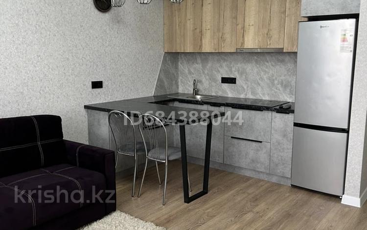 2-комнатная квартира, 50 м², 6/9 этаж посуточно, Ашимова 195 за 12 000 〒 в Кокшетау — фото 2