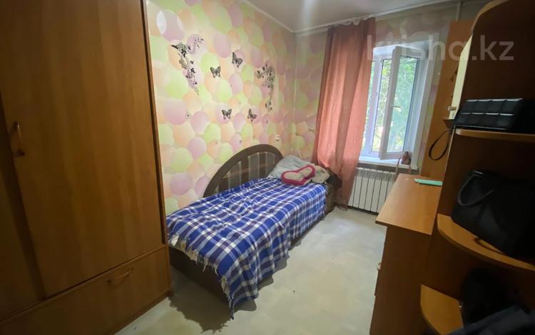 3-бөлмелі пәтер, 60 м², 1/6 қабат, назарбаева, бағасы: 15.5 млн 〒 в Кокшетау — фото 3