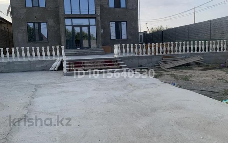 Отдельный дом · 10 комнат · 320 м² · 8 сот., Нұрлы жол 666 за 69 млн ₸ в Карасу — фото 2