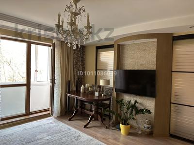 3-бөлмелі пәтер · 64.3 м² · 3/5 қабат, проспект Республики 39/3, бағасы: 24 млн ₸ в Темиртау