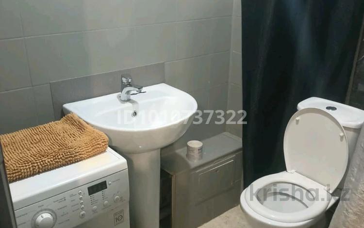 1-бөлмелі пәтер · 35 м² · 1/5 қабат, 3-ш/а. 22 — Супермаркет дана, бағасы: 7 000 ₸ в Актау, 3-й мкр — фото 3
