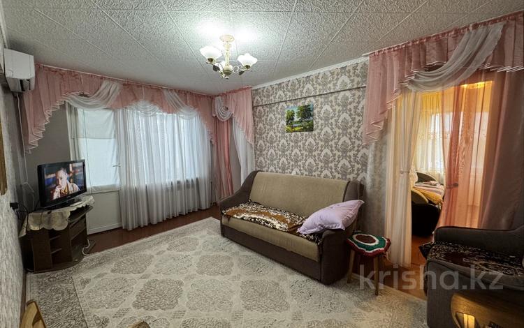 3-бөлмелі пәтер · 64 м² · 5/5 қабат, Поповича 27, бағасы: 11.2 млн ₸ в Глубокое — фото 2