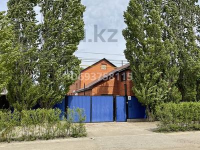 Жеке үй · 5 бөлме · 535 м² · 10 жүзд., Тайманова — Жетес би, бағасы: 125 млн ₸ в Актобе, жилой массив Юго-Запад-1