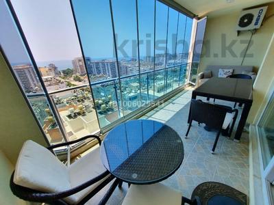 4-комнатная квартира · 220 м² · 11/12 этаж, 241 2 за 91 млн 〒 в Аланье