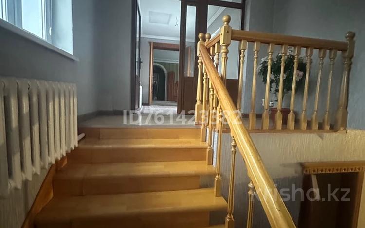 Жеке үй · 4 бөлме · 250 м², Гридина 115е, бағасы: 80 000 ₸ в Экибастузе — фото 8