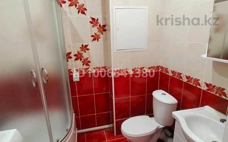 1-комнатная квартира · 40 м² · 4/6 этаж, 32В мкр 10 за 11.2 млн ₸ в Актау — фото 2