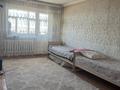 3-комнатная квартира · 63.8 м² · 5/5 этаж, 1-й квартал, 1-й квартал 8 за 15 млн ₸ в Караганде, Алихана Бокейханова р-н — фото 2