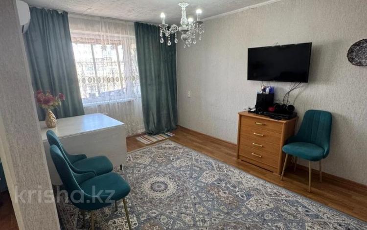 3-комнатная квартира · 57.4 м² · 5/5 этаж, 14-й м 4 — 14-й мкр за 17.5 млн ₸ в Семее — фото 7