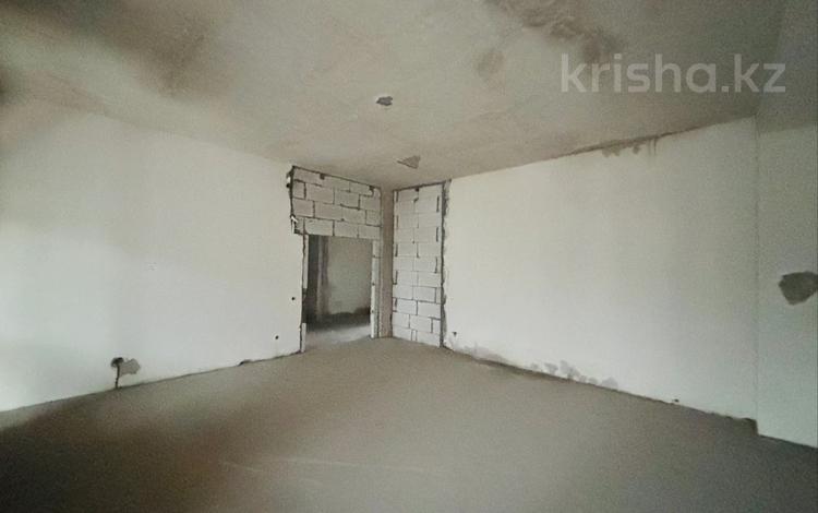 3-комнатная квартира · 134.8 м² · 5/6 этаж, Акмешит 19/3 — Самая низкая цена за ~ 80 млн ₸ в Астане, Есильский р-н — фото 2