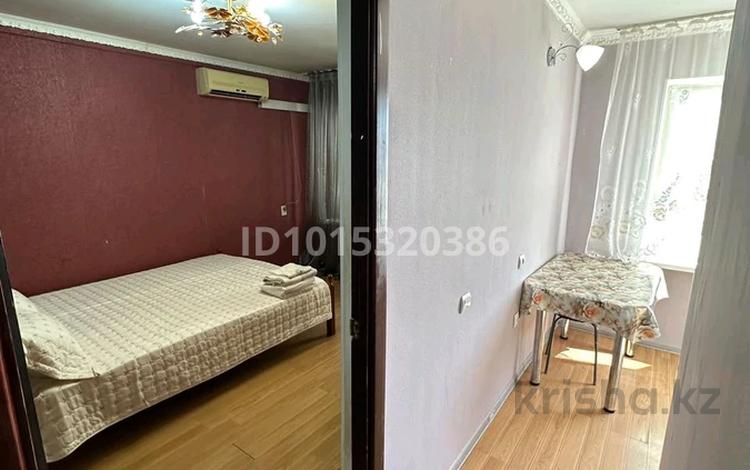 1-комнатная квартира · 33 м² · 5/5 этаж, мкр 5, Есет батыра 107 за 10 000 ₸ в Актобе — фото 2