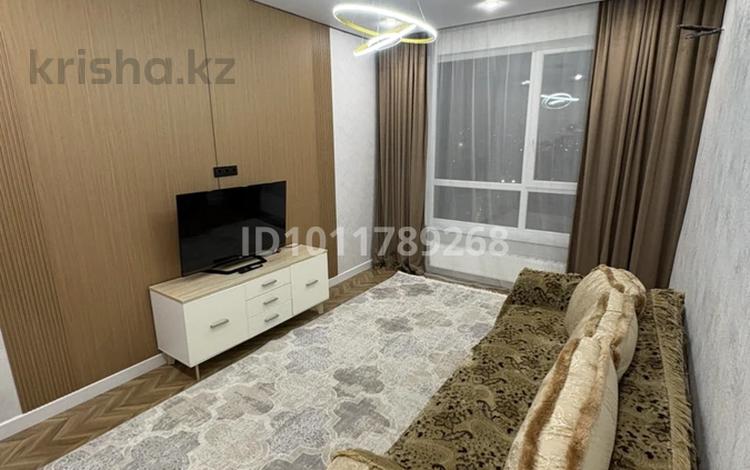1-комнатная квартира · 37 м² · 12/16 этаж, Казыбек би 41 за 240 000 ₸ в Астане, Нура р-н — фото 2