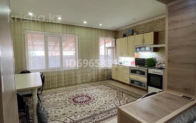 3-комнатная квартира · 64.5 м² · 1/2 этаж, Әбдікәрім Бектаев 17А/1 за 12 млн 〒 в Ленгере — фото 2