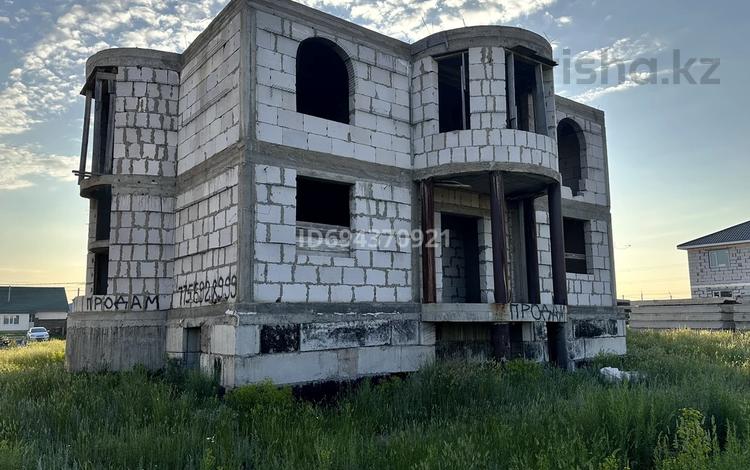 Жеке үй · 5 бөлме · 360 м² · 20 сот., Район Байтерек 93 — Район ОБСЕ, бағасы: 28 млн 〒 в Талапкер  — фото 2