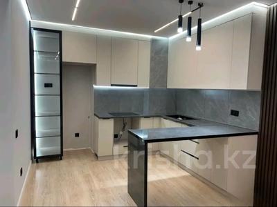 2-комнатная квартира · 60 м² · 8/16 этаж · помесячно, Жандосова 94А за 380 000 〒 в Алматы, Бостандыкский р-н