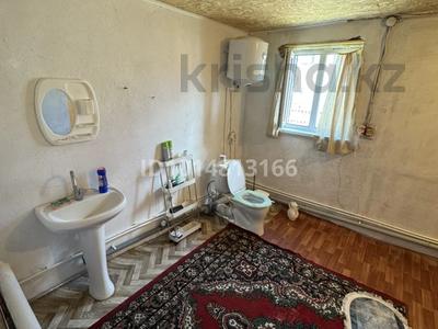 Отдельный дом · 3 комнаты · 180 м² · 20 сот., Чапаева 58 б — 1 школа, памятник за 13 млн ₸ в 