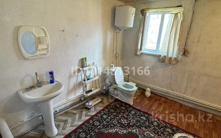 Отдельный дом · 3 комнаты · 180 м² · 20 сот., Чапаева 58 б — 1 школа, памятник за 13 млн ₸ в  — фото 2