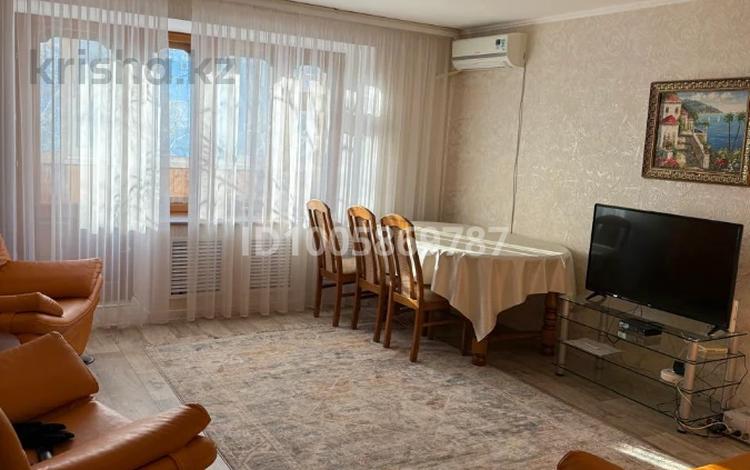 3-бөлмелі пәтер · 85 м² · 4/5 қабат, Шевченко 65 — Назарбаева, бағасы: 300 000 ₸ в Уральске — фото 14