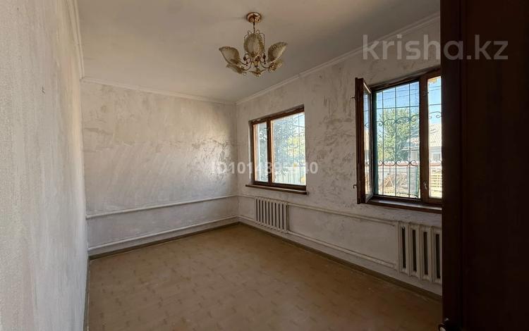 5-бөлмелі пәтер · 120 м², Әлфараби — Айтекеби, бағасы: 220 000 ₸ в  — фото 2