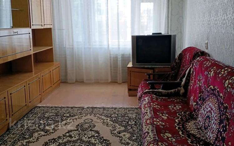 2-комнатная квартира · 55 м² · 3/5 этаж, мкр Кунаева 24 — 44 школа за 12 000 〒 в Уральске — фото 39